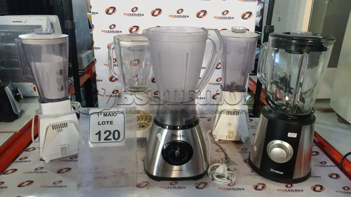 LOTE 120 - 01 FORNO DE EMBUTIR MARCA ELECTROLUX. (NO ESTADO) ATENÇÃO! FAZER A VISITAÇÃO ANTES DE ARREMATAR, NÃO SABEMOS SE FUNCIONA, LEILÃO NÃO TEM GARANTIA E NEM DEVOLUÇÃO, SUJEITO A POSSÍVEIS AVARIAS VISÍVEIS/OCULTAS E/OU AUSÊNCIA DE COMPONENTES.