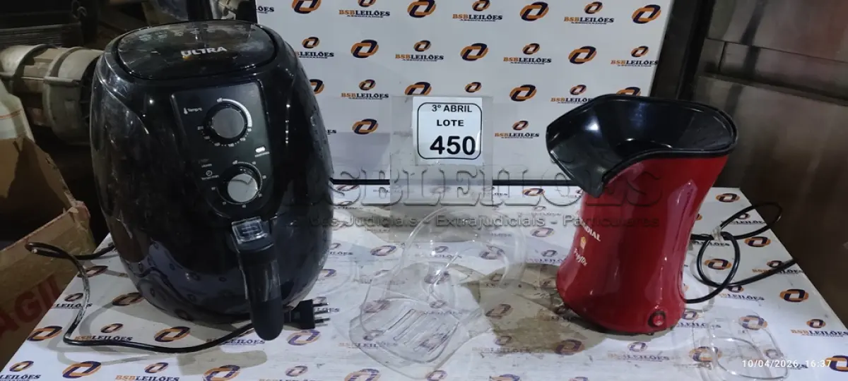 LOTE 450 - 01 AIR FRAYER MARCA MONDIAL E 01 PIPOQUEIRA MARCA MONDIAL. (NO ESTADO) ATENÇÃO! FAZER A VISITAÇÃO ANTES DE ARREMATAR, NÃO SABEMOS SE FUNCIONA, LEILÃO NÃO TEM GARANTIA E NEM DEVOLUÇÃO, SUJEITO A POSSÍVEIS AVARIAS VISÍVEIS/OCULTAS E/OU AUSÊNCIA DE COMPONENTES.