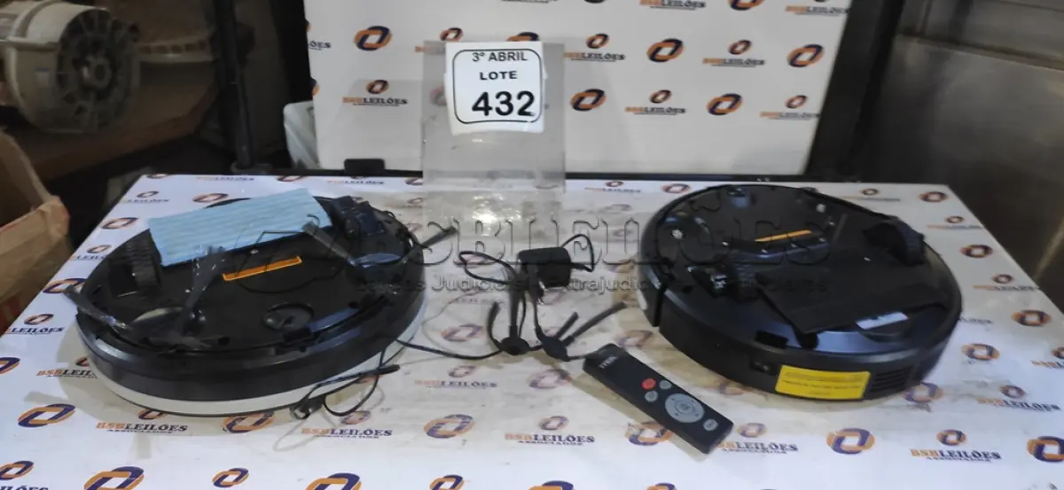 LOTE 432 - 02 ASPIRADORES ROBÔS MARCA MONDIAL. (NO ESTADO) ATENÇÃO! FAZER A VISITAÇÃO ANTES DE ARREMATAR, NÃO SABEMOS SE FUNCIONA, LEILÃO NÃO TEM GARANTIA E NEM DEVOLUÇÃO, SUJEITO A POSSÍVEIS AVARIAS VISÍVEIS/OCULTAS E/OU AUSÊNCIA DE COMPONENTES.