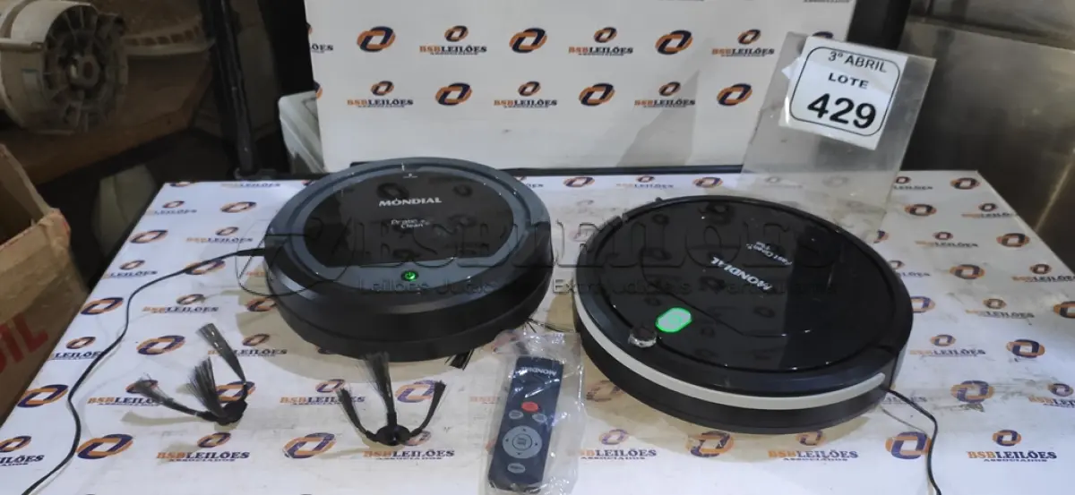LOTE 429 - 02 ASPIRADORES ROBÔS MARCA MONDIAL. (NO ESTADO) ATENÇÃO! FAZER A VISITAÇÃO ANTES DE ARREMATAR, NÃO SABEMOS SE FUNCIONA, LEILÃO NÃO TEM GARANTIA E NEM DEVOLUÇÃO, SUJEITO A POSSÍVEIS AVARIAS VISÍVEIS/OCULTAS E/OU AUSÊNCIA DE COMPONENTES.
