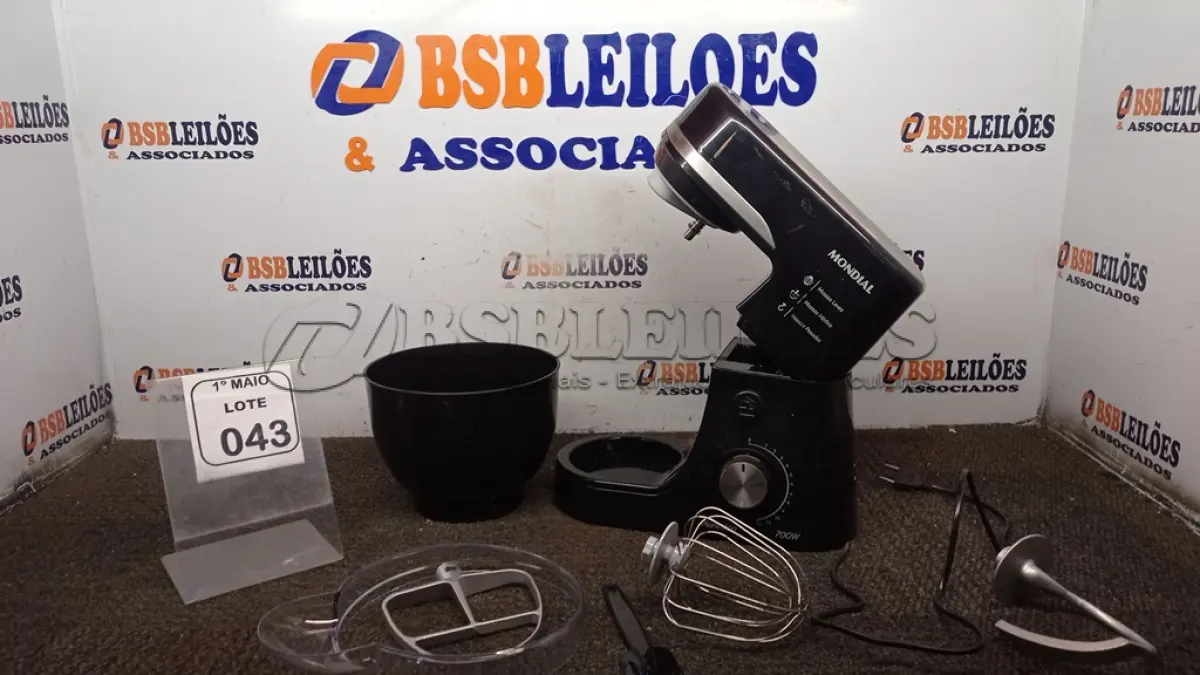 LOTE 043 - 01 BATEDEIRA PLANETÁRIA MARCA MONDIAL. (NO ESTADO) ATENÇÃO! FAZER A VISITAÇÃO ANTES DE ARREMATAR, NÃO SABEMOS SE FUNCIONA, LEILÃO NÃO TEM GARANTIA E NEM DEVOLUÇÃO, SUJEITO A POSSÍVEIS AVARIAS VISÍVEIS/OCULTAS E/OU AUSÊNCIA DE COMPONENTES.