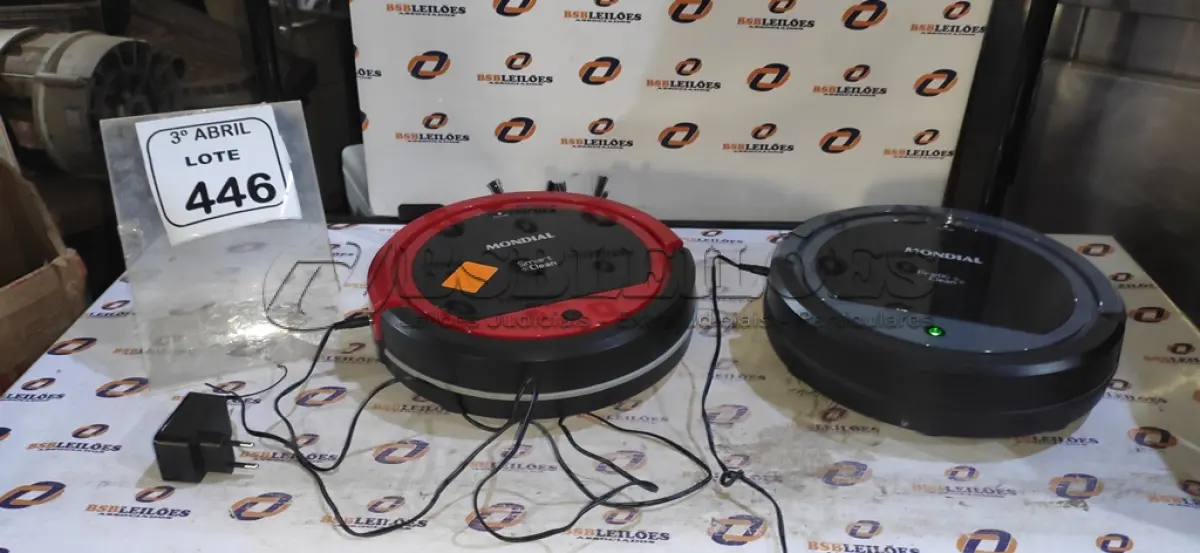 LOTE 446 - 02 ASPIRADORES ROBÔS MARCA MONDIAL. (NO ESTADO) ATENÇÃO! FAZER A VISITAÇÃO ANTES DE ARREMATAR, NÃO SABEMOS SE FUNCIONA, LEILÃO NÃO TEM GARANTIA E NEM DEVOLUÇÃO, SUJEITO A POSSÍVEIS AVARIAS VISÍVEIS/OCULTAS E/OU AUSÊNCIA DE COMPONENTES.
