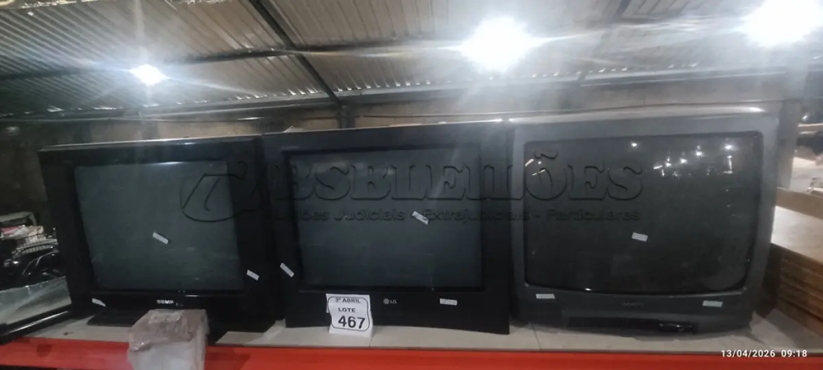 LOTE 467 - 03 TVS DE TUBO MARCAS SEMP, LG E SANYO. (NO ESTADO) ATENÇÃO! FAZER A VISITAÇÃO ANTES DE ARREMATAR, NÃO SABEMOS SE FUNCIONA, LEILÃO NÃO TEM GARANTIA E NEM DEVOLUÇÃO, SUJEITO A POSSÍVEIS AVARIAS VISÍVEIS/OCULTAS E/OU AUSÊNCIA DE COMPONENTES.