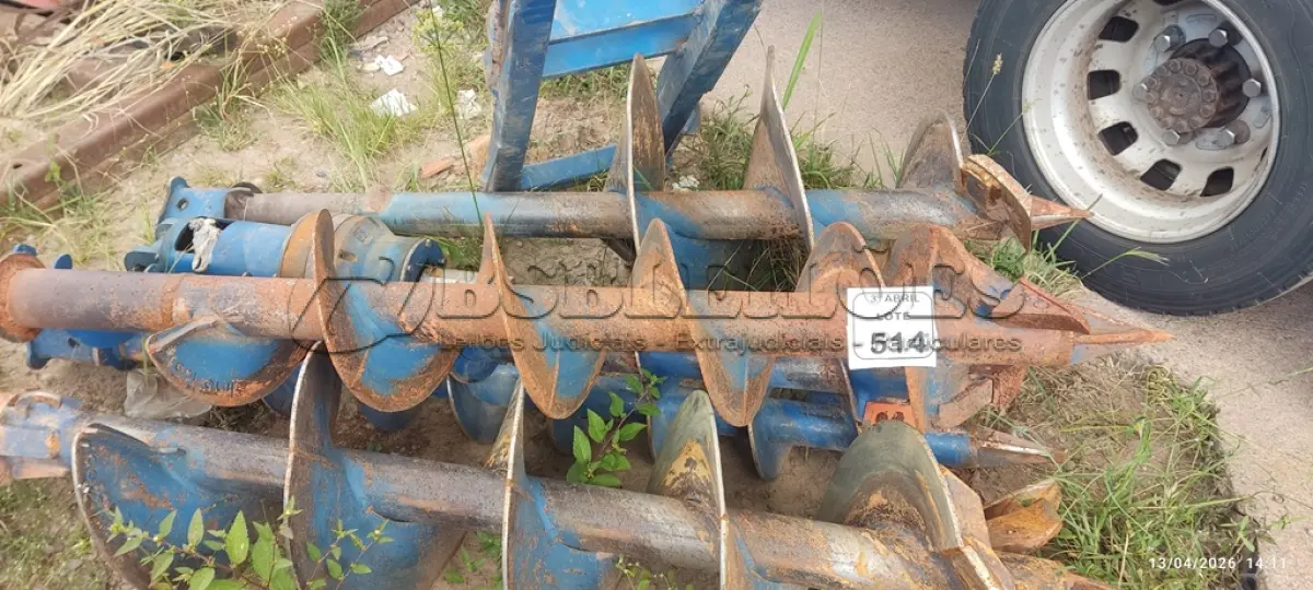LOTE 514 - 01 PERFURATRIZ COMPLETA (PLACA DE FIXAÇÃO + ROTOR 311 TECDRILL E 05 BROCAS NAVALHADAS. (NO ESTADO) ATENÇÃO! FAZER A VISITAÇÃO ANTES DE ARREMATAR, NÃO SABEMOS SE FUNCIONA, LEILÃO NÃO TEM GARANTIA E NEM DEVOLUÇÃO, SUJEITO A POSSÍVEIS AVARIAS VISÍVEIS/OCULTAS E/OU AUSÊNCIA DE COMPONENTES.