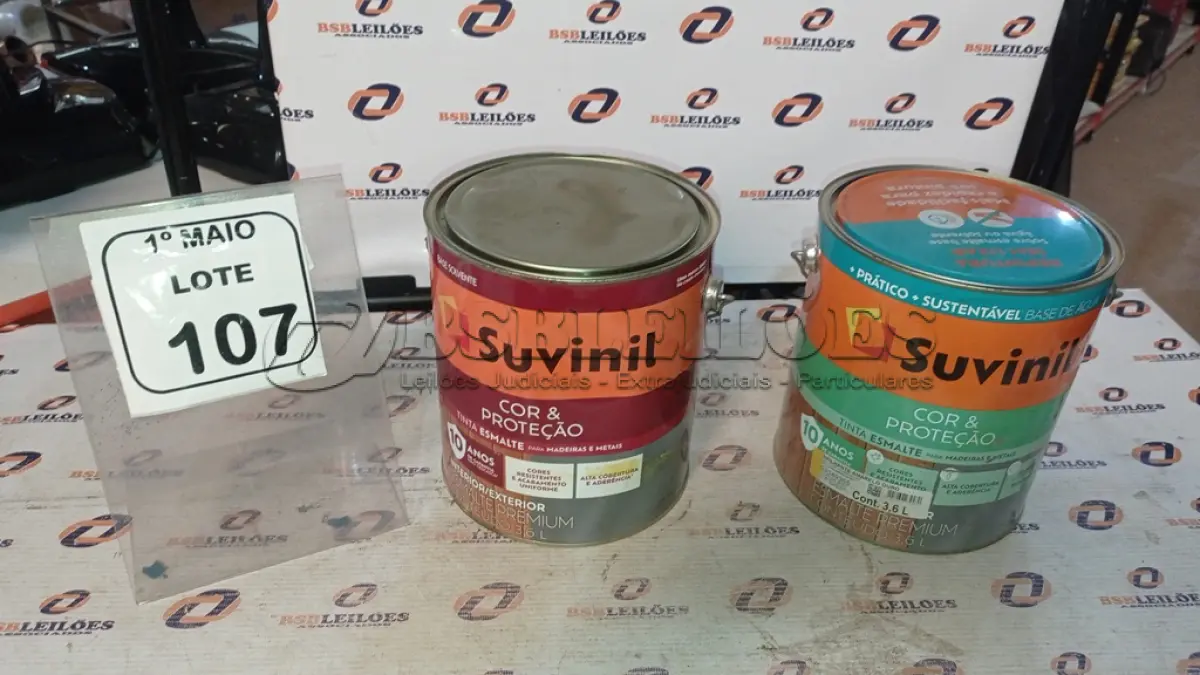 LOTE 107 - 02 LATAS DE TINTA ESMALTE PARA MADEIRAS E METAIS DE 3,6L NA COR BRILHANTE AMARELO OURO MARCA SUVINIL. (NO ESTADO) ATENÇÃO! FAZER A VISITAÇÃO ANTES DE ARREMATAR, NÃO SABEMOS SE FUNCIONA, LEILÃO NÃO TEM GARANTIA E NEM DEVOLUÇÃO, SUJEITO A POSSÍVEIS AVARIAS VISÍVEIS/OCULTAS E/OU AUSÊNCIA DE COMPONENTES.