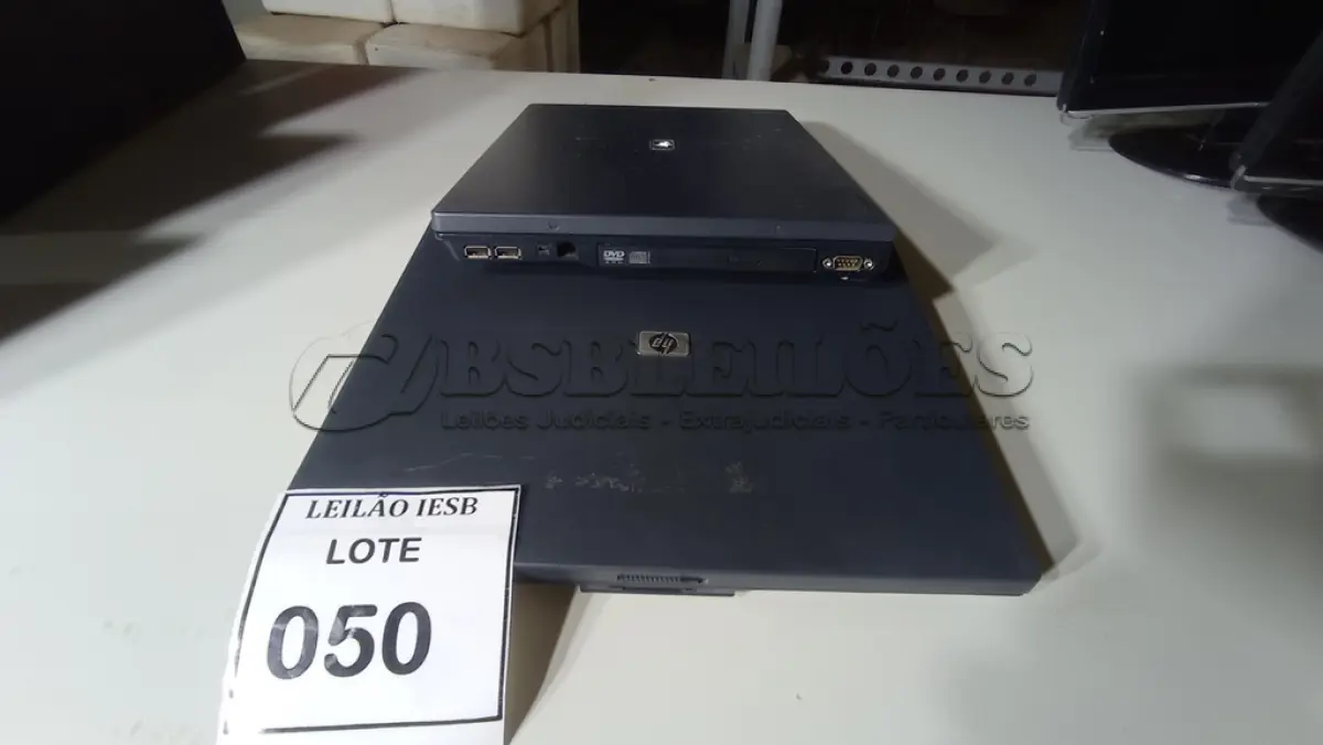 LOTE 050 - 02 NOTEBOOKS HP SEM FONTE. (NO ESTADO) ATENÇÃO! FAZER A VISITAÇÃO ANTES DE ARREMATAR, NÃO SABEMOS SE FUNCIONA, LEILÃO NÃO TEM GARANTIA E NEM DEVOLUÇÃO, SUJEITO A POSSÍVEIS AVARIAS VISÍVEIS/OCULTAS E/OU AUSÊNCIA DE COMPONENTES.