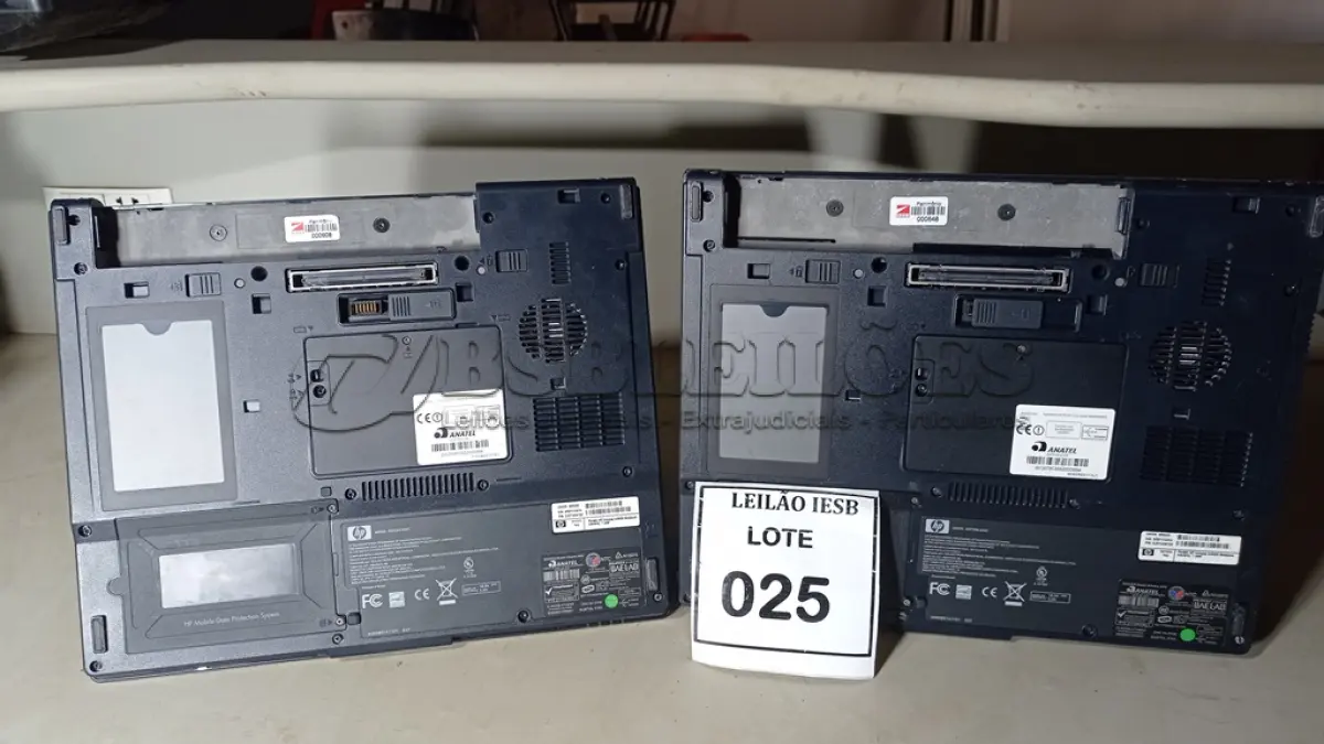LOTE 025 - 02 NOTEBOOKS HP SEM FONTE. (NO ESTADO) ATENÇÃO! FAZER A VISITAÇÃO ANTES DE ARREMATAR, NÃO SABEMOS SE FUNCIONA, LEILÃO NÃO TEM GARANTIA E NEM DEVOLUÇÃO, SUJEITO A POSSÍVEIS AVARIAS VISÍVEIS/OCULTAS E/OU AUSÊNCIA DE COMPONENTES.