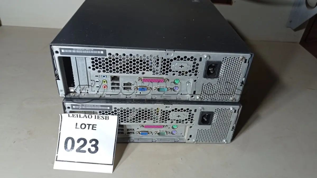LOTE 023 - 02 CPUS LENOVO. (NO ESTADO) ATENÇÃO! FAZER A VISITAÇÃO ANTES DE ARREMATAR, NÃO SABEMOS SE FUNCIONA, LEILÃO NÃO TEM GARANTIA E NEM DEVOLUÇÃO, SUJEITO A POSSÍVEIS AVARIAS VISÍVEIS/OCULTAS E/OU AUSÊNCIA DE COMPONENTES.