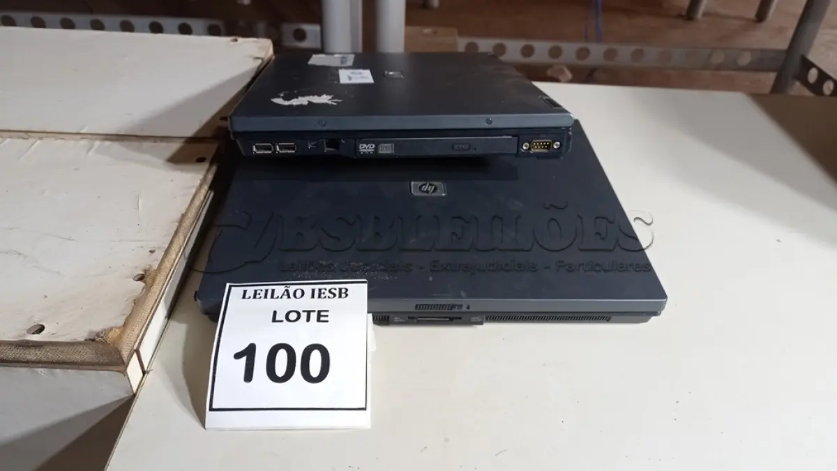 LOTE 100 - 02 NOTEBOOKS HP SEM FONTE. (NO ESTADO) ATENÇÃO! FAZER A VISITAÇÃO ANTES DE ARREMATAR, NÃO SABEMOS SE FUNCIONA, LEILÃO NÃO TEM GARANTIA E NEM DEVOLUÇÃO, SUJEITO A POSSÍVEIS AVARIAS VISÍVEIS/OCULTAS E/OU AUSÊNCIA DE COMPONENTES.
