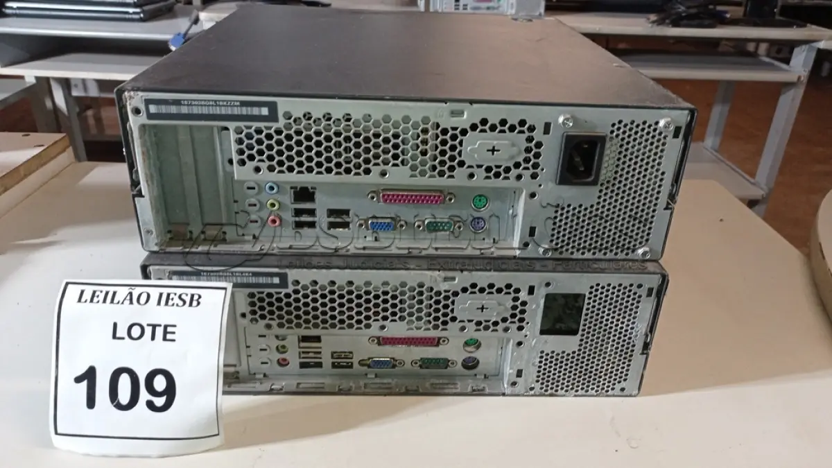 LOTE 109 - 02 CPUS LENOVO. (NO ESTADO) ATENÇÃO! FAZER A VISITAÇÃO ANTES DE ARREMATAR, NÃO SABEMOS SE FUNCIONA, LEILÃO NÃO TEM GARANTIA E NEM DEVOLUÇÃO, SUJEITO A POSSÍVEIS AVARIAS VISÍVEIS/OCULTAS E/OU AUSÊNCIA DE COMPONENTES.