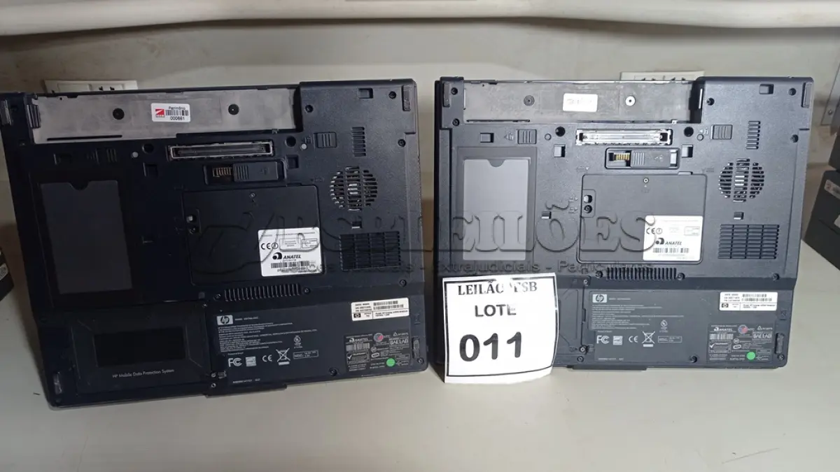LOTE 011 - 02 NOTEBOKS HP SEM FONTE. (NO ESTADO) ATENÇÃO! FAZER A VISITAÇÃO ANTES DE ARREMATAR, NÃO SABEMOS SE FUNCIONA, LEILÃO NÃO TEM GARANTIA E NEM DEVOLUÇÃO, SUJEITO A POSSÍVEIS AVARIAS VISÍVEIS/OCULTAS E/OU AUSÊNCIA DE COMPONENTES.