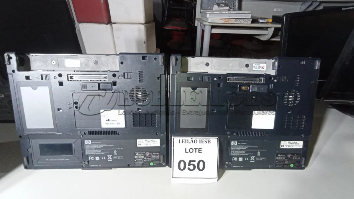 LOTE 050 - 02 NOTEBOOKS HP SEM FONTE. (NO ESTADO) ATENÇÃO! FAZER A VISITAÇÃO ANTES DE ARREMATAR, NÃO SABEMOS SE FUNCIONA, LEILÃO NÃO TEM GARANTIA E NEM DEVOLUÇÃO, SUJEITO A POSSÍVEIS AVARIAS VISÍVEIS/OCULTAS E/OU AUSÊNCIA DE COMPONENTES.
