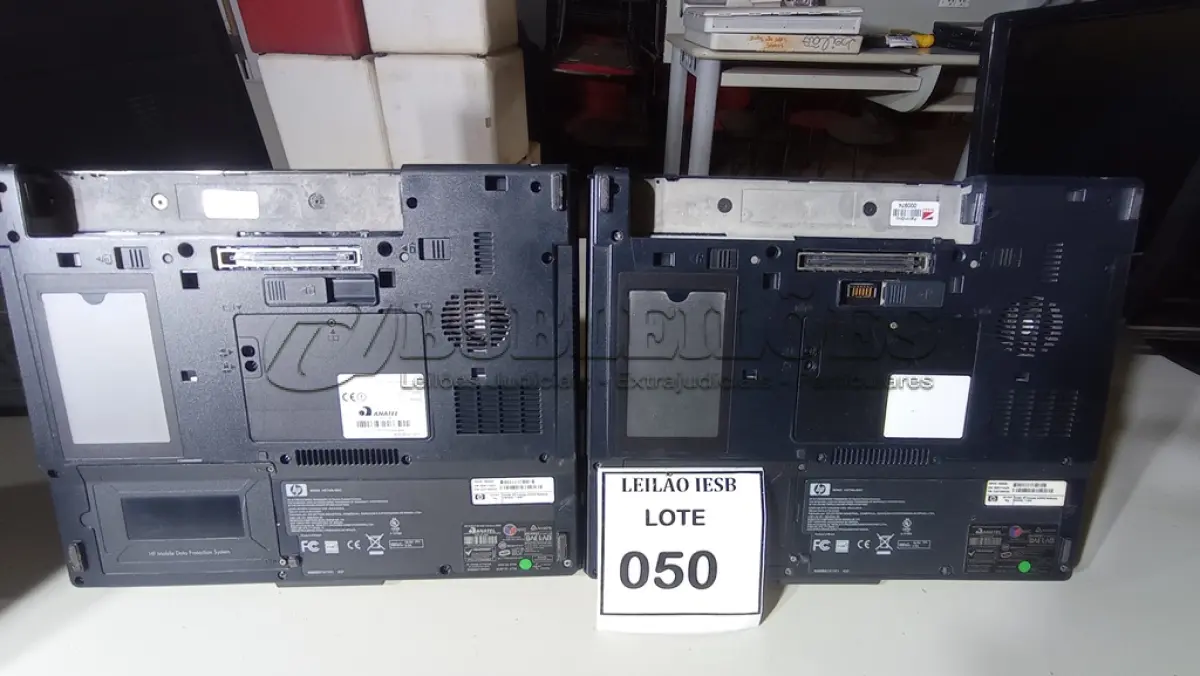 LOTE 050 - 02 NOTEBOOKS HP SEM FONTE. (NO ESTADO) ATENÇÃO! FAZER A VISITAÇÃO ANTES DE ARREMATAR, NÃO SABEMOS SE FUNCIONA, LEILÃO NÃO TEM GARANTIA E NEM DEVOLUÇÃO, SUJEITO A POSSÍVEIS AVARIAS VISÍVEIS/OCULTAS E/OU AUSÊNCIA DE COMPONENTES.