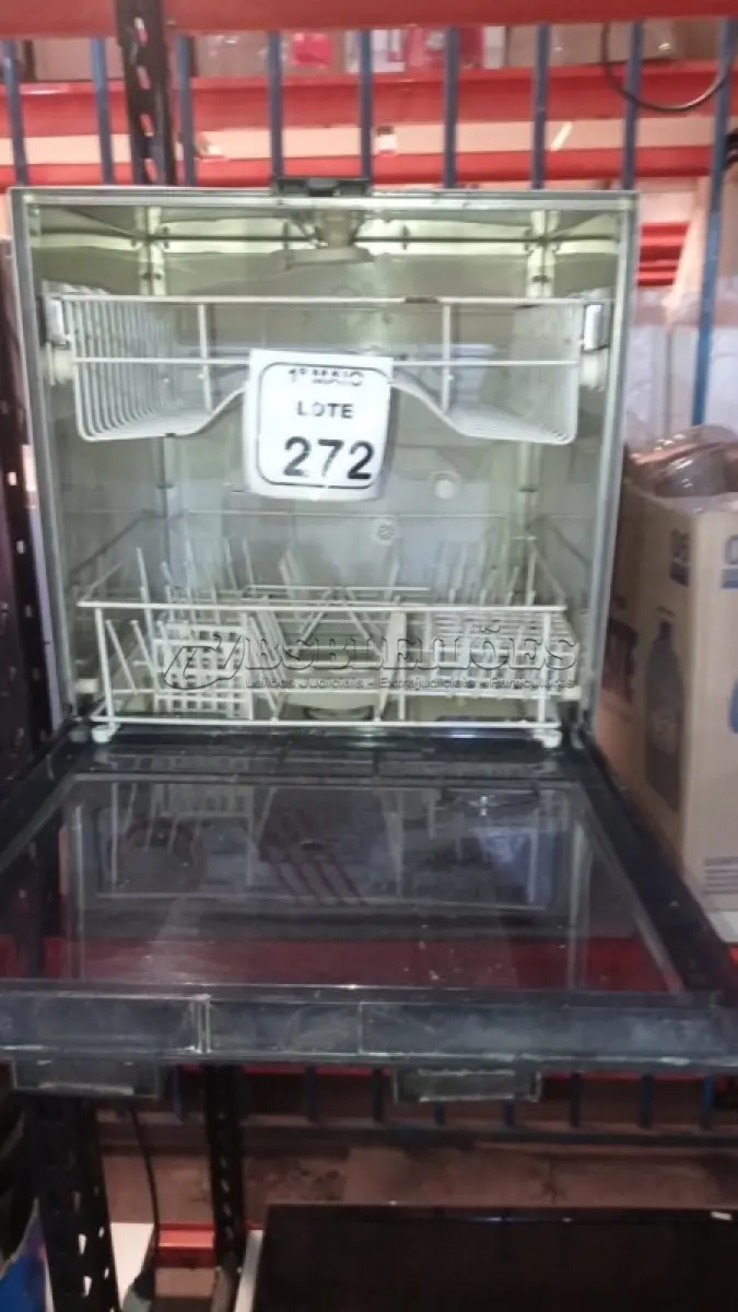 LOTE 272 - 01 MÁQUINA DE LAVAR LOUÇAS 220V MARCA ENXUTA. (NO ESTADO) ATENÇÃO! FAZER A VISITAÇÃO ANTES DE ARREMATAR, NÃO SABEMOS SE FUNCIONA, LEILÃO NÃO TEM GARANTIA E NEM DEVOLUÇÃO, SUJEITO A POSSÍVEIS AVARIAS VISÍVEIS/OCULTAS E/OU AUSÊNCIA DE COMPONENTES.