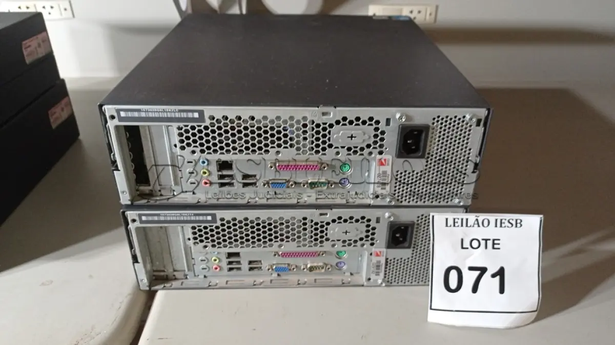 LOTE 071 - 02 CPUS LENOVO. (NO ESTADO) ATENÇÃO! FAZER A VISITAÇÃO ANTES DE ARREMATAR, NÃO SABEMOS SE FUNCIONA, LEILÃO NÃO TEM GARANTIA E NEM DEVOLUÇÃO, SUJEITO A POSSÍVEIS AVARIAS VISÍVEIS/OCULTAS E/OU AUSÊNCIA DE COMPONENTES.