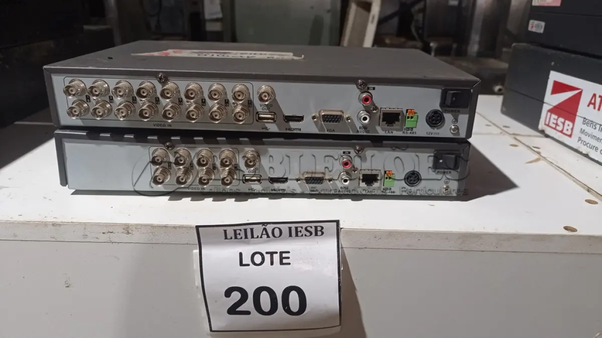 LOTE 200 - 01 LOTE COM APARELHOS DE FIBRA OPTICA. (NO ESTADO) ATENÇÃO! FAZER A VISITAÇÃO ANTES DE ARREMATAR, NÃO SABEMOS SE FUNCIONA, LEILÃO NÃO TEM GARANTIA E NEM DEVOLUÇÃO, SUJEITO A POSSÍVEIS AVARIAS VISÍVEIS/OCULTAS E/OU AUSÊNCIA DE COMPONENTES.