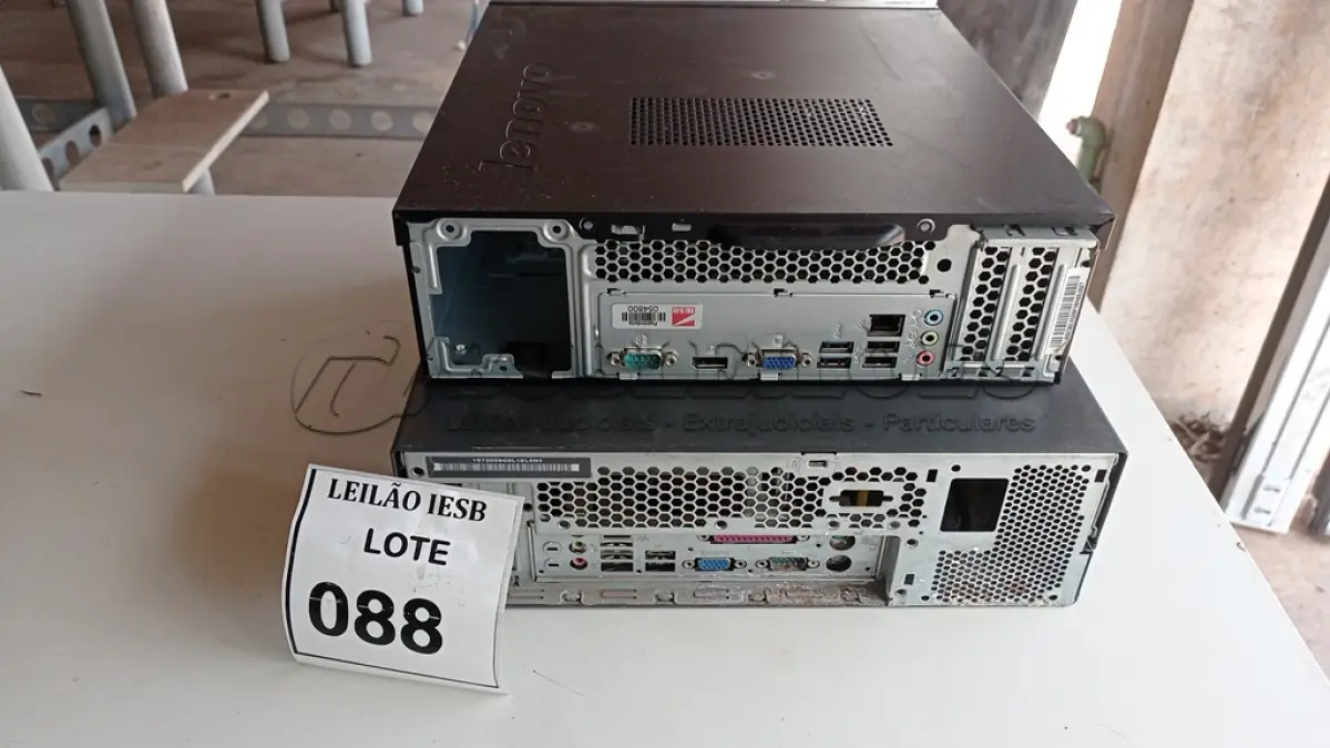 LOTE 088 - 02 CPUS LENOVO. (NO ESTADO) ATENÇÃO! FAZER A VISITAÇÃO ANTES DE ARREMATAR, NÃO SABEMOS SE FUNCIONA, LEILÃO NÃO TEM GARANTIA E NEM DEVOLUÇÃO, SUJEITO A POSSÍVEIS AVARIAS VISÍVEIS/OCULTAS E/OU AUSÊNCIA DE COMPONENTES.