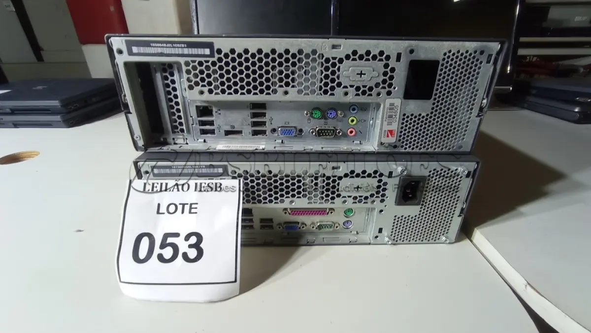 LOTE 053 - 02 CPUS LENOVO. (NO ESTADO) ATENÇÃO! FAZER A VISITAÇÃO ANTES DE ARREMATAR, NÃO SABEMOS SE FUNCIONA, LEILÃO NÃO TEM GARANTIA E NEM DEVOLUÇÃO, SUJEITO A POSSÍVEIS AVARIAS VISÍVEIS/OCULTAS E/OU AUSÊNCIA DE COMPONENTES.
