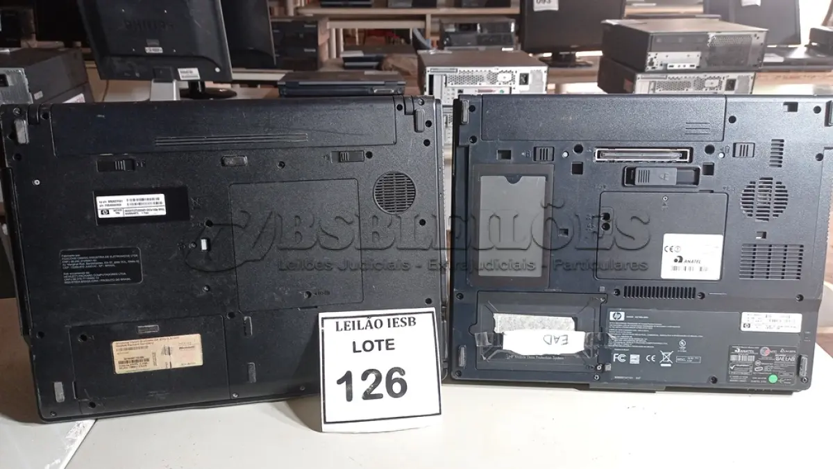 LOTE 126 - 02 NOTEBOOKS HP SEM FONTE. (NO ESTADO) ATENÇÃO! FAZER A VISITAÇÃO ANTES DE ARREMATAR, NÃO SABEMOS SE FUNCIONA, LEILÃO NÃO TEM GARANTIA E NEM DEVOLUÇÃO, SUJEITO A POSSÍVEIS AVARIAS VISÍVEIS/OCULTAS E/OU AUSÊNCIA DE COMPONENTES.