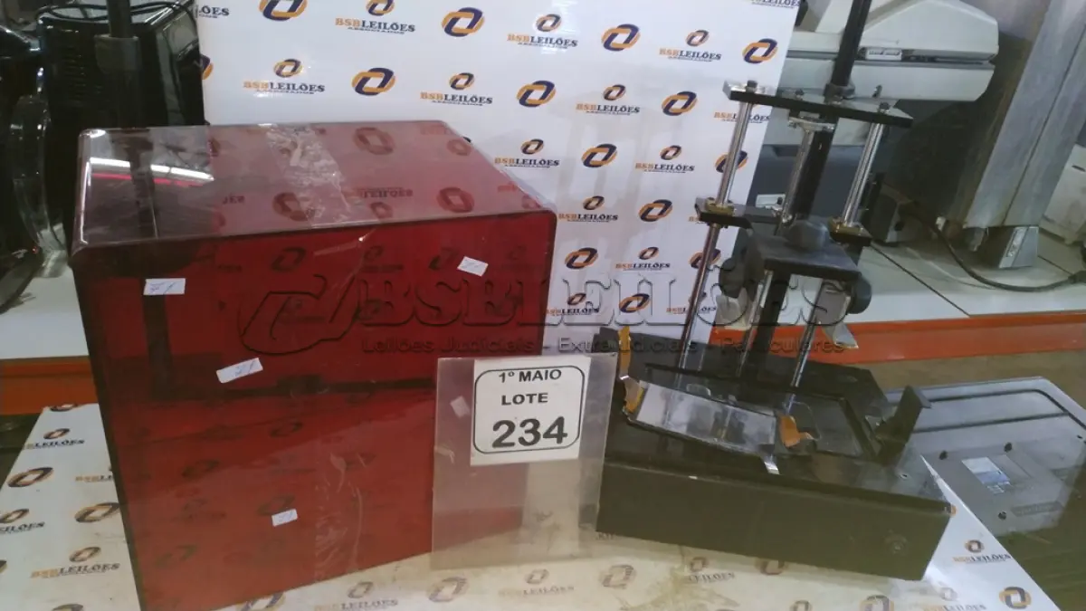 LOTE 234 - 01 IMPRESSORA 3D. (NO ESTADO) ATENÇÃO! FAZER A VISITAÇÃO ANTES DE ARREMATAR, NÃO SABEMOS SE FUNCIONA, LEILÃO NÃO TEM GARANTIA E NEM DEVOLUÇÃO, SUJEITO A POSSÍVEIS AVARIAS VISÍVEIS/OCULTAS E/OU AUSÊNCIA DE COMPONENTES.