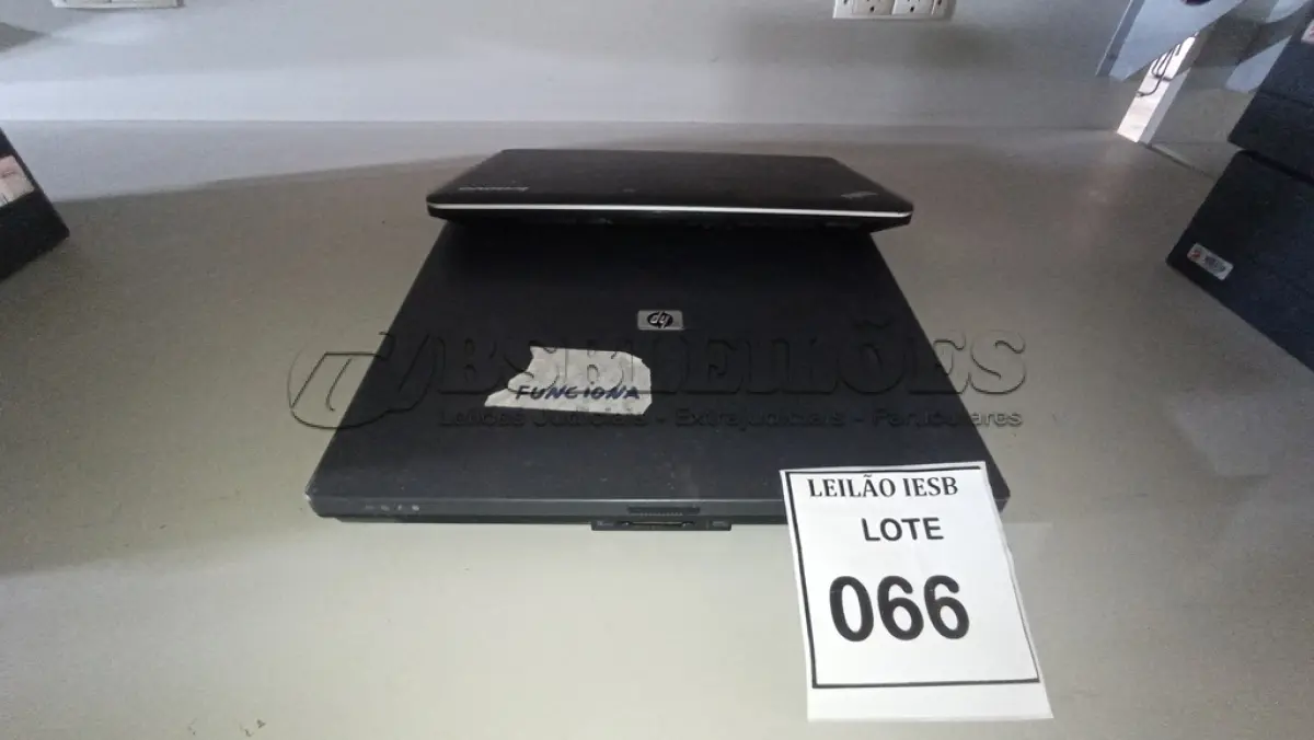 LOTE 066 - 01 NOTEBOOK HP E 01 NOTEBOOK LENOVO SEM FONTE E COM AVARIAS. (NO ESTADO) ATENÇÃO! FAZER A VISITAÇÃO ANTES DE ARREMATAR, NÃO SABEMOS SE FUNCIONA, LEILÃO NÃO TEM GARANTIA E NEM DEVOLUÇÃO, SUJEITO A POSSÍVEIS AVARIAS VISÍVEIS/OCULTAS E/OU AUSÊNCIA DE COMPONENTES.