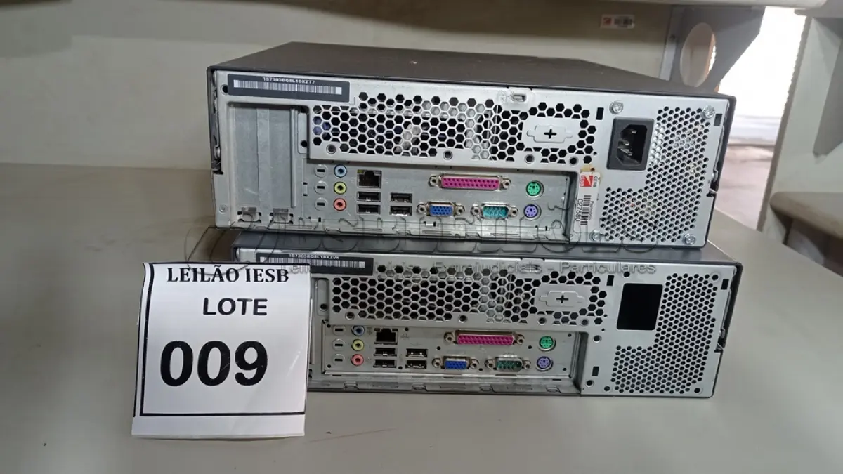 LOTE 009 - 02 CPU LENOVO.(NO ESTADO) ATENÇÃO! FAZER A VISITAÇÃO ANTES DE ARREMATAR, NÃO SABEMOS SE FUNCIONA, LEILÃO NÃO TEM GARANTIA E NEM DEVOLUÇÃO, SUJEITO A POSSÍVEIS AVARIAS VISÍVEIS/OCULTAS E/OU AUSÊNCIA DE COMPONENTES.