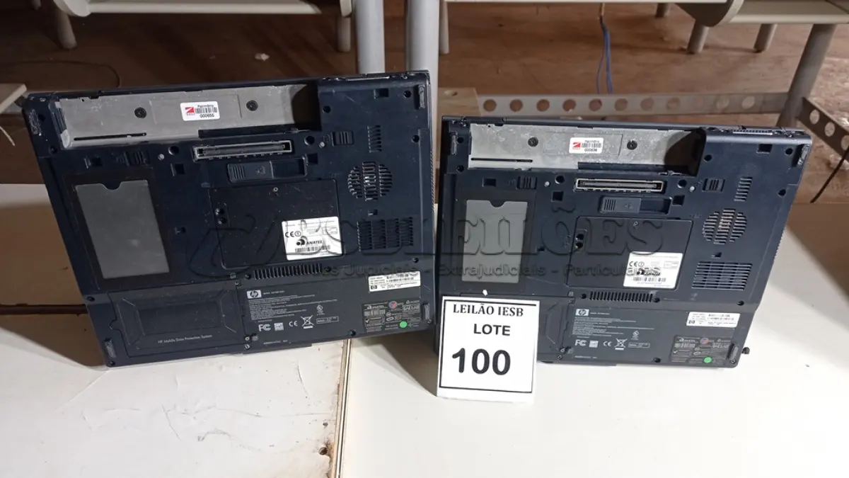 LOTE 100 - 02 NOTEBOOKS HP SEM FONTE. (NO ESTADO) ATENÇÃO! FAZER A VISITAÇÃO ANTES DE ARREMATAR, NÃO SABEMOS SE FUNCIONA, LEILÃO NÃO TEM GARANTIA E NEM DEVOLUÇÃO, SUJEITO A POSSÍVEIS AVARIAS VISÍVEIS/OCULTAS E/OU AUSÊNCIA DE COMPONENTES.