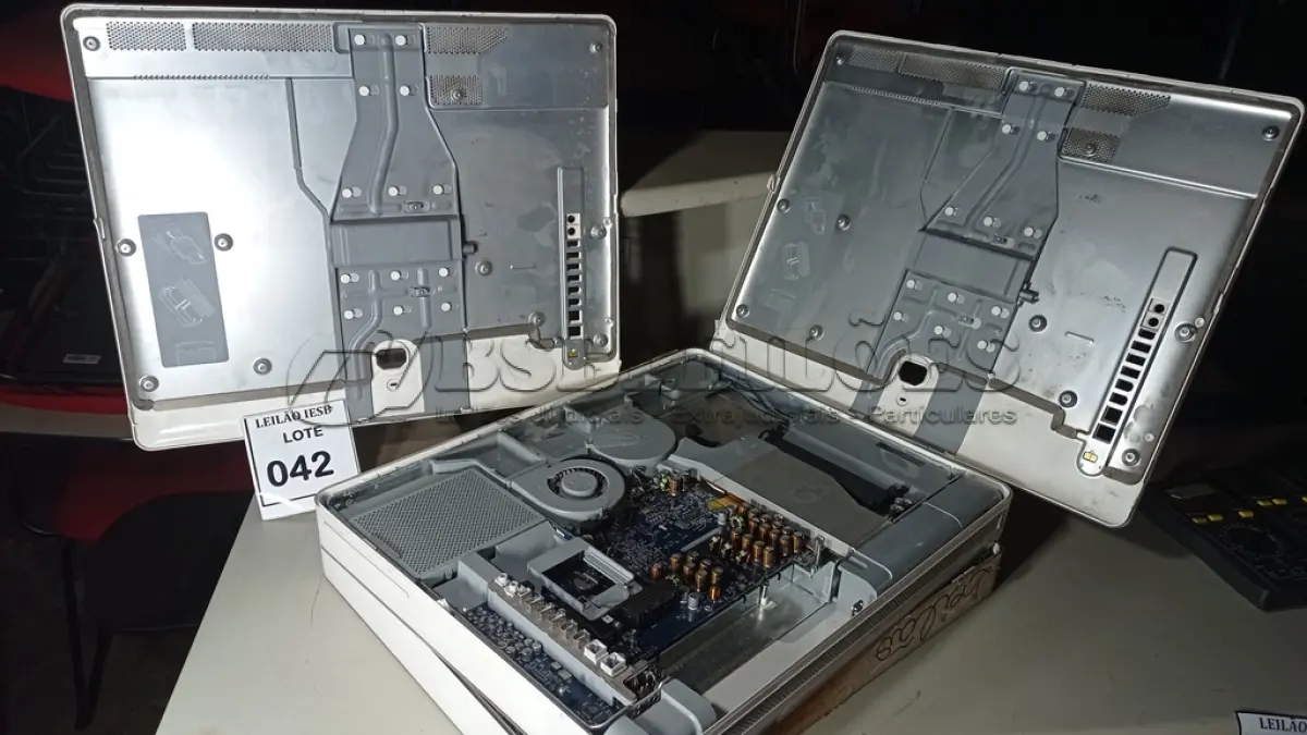 LOTE 042 - 02 IMAC COM AVARIAS. (NO ESTADO) ATENÇÃO! FAZER A VISITAÇÃO ANTES DE ARREMATAR, NÃO SABEMOS SE FUNCIONA, LEILÃO NÃO TEM GARANTIA E NEM DEVOLUÇÃO, SUJEITO A POSSÍVEIS AVARIAS VISÍVEIS/OCULTAS E/OU AUSÊNCIA DE COMPONENTES.