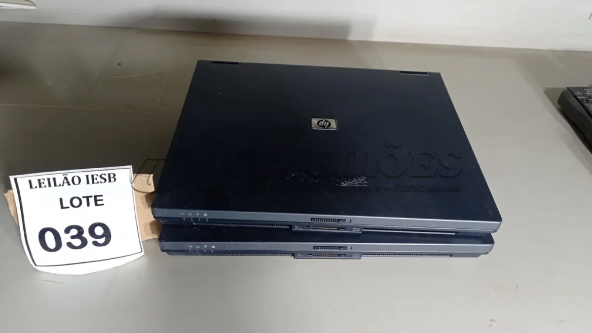 LOTE 039 - 02 NOTEBOOKS HP SEM FONTE. (NO ESTADO) ATENÇÃO! FAZER A VISITAÇÃO ANTES DE ARREMATAR, NÃO SABEMOS SE FUNCIONA, LEILÃO NÃO TEM GARANTIA E NEM DEVOLUÇÃO, SUJEITO A POSSÍVEIS AVARIAS VISÍVEIS/OCULTAS E/OU AUSÊNCIA DE COMPONENTES.