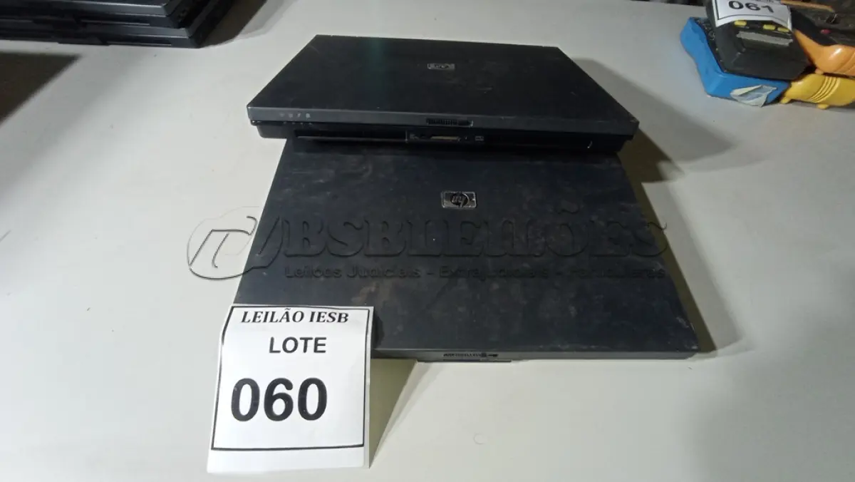 LOTE 060 - 02 NOTEBOOKS HP SEM FONTE. . (NO ESTADO) ATENÇÃO! FAZER A VISITAÇÃO ANTES DE ARREMATAR, NÃO SABEMOS SE FUNCIONA, LEILÃO NÃO TEM GARANTIA E NEM DEVOLUÇÃO, SUJEITO A POSSÍVEIS AVARIAS VISÍVEIS/OCULTAS E/OU AUSÊNCIA DE COMPONENTES.