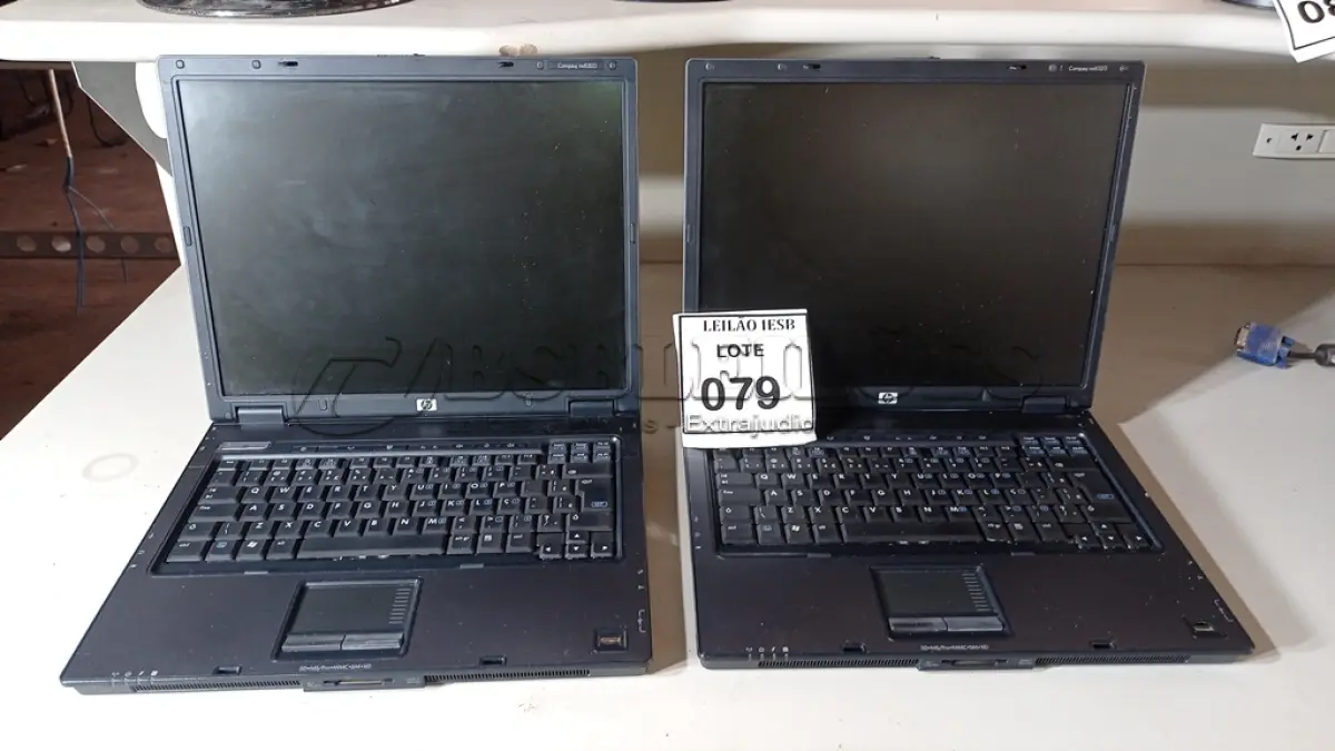 LOTE 079 - 02 NOTEBOOKS HP SEM FONTE. (NO ESTADO) ATENÇÃO! FAZER A VISITAÇÃO ANTES DE ARREMATAR, NÃO SABEMOS SE FUNCIONA, LEILÃO NÃO TEM GARANTIA E NEM DEVOLUÇÃO, SUJEITO A POSSÍVEIS AVARIAS VISÍVEIS/OCULTAS E/OU AUSÊNCIA DE COMPONENTES.