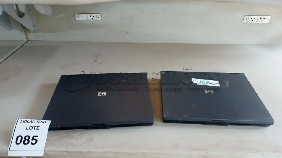 LOTE 085 - 02 NOTEBOOKS HP SEM FONTE. (NO ESTADO) ATENÇÃO! FAZER A VISITAÇÃO ANTES DE ARREMATAR, NÃO SABEMOS SE FUNCIONA, LEILÃO NÃO TEM GARANTIA E NEM DEVOLUÇÃO, SUJEITO A POSSÍVEIS AVARIAS VISÍVEIS/OCULTAS E/OU AUSÊNCIA DE COMPONENTES.