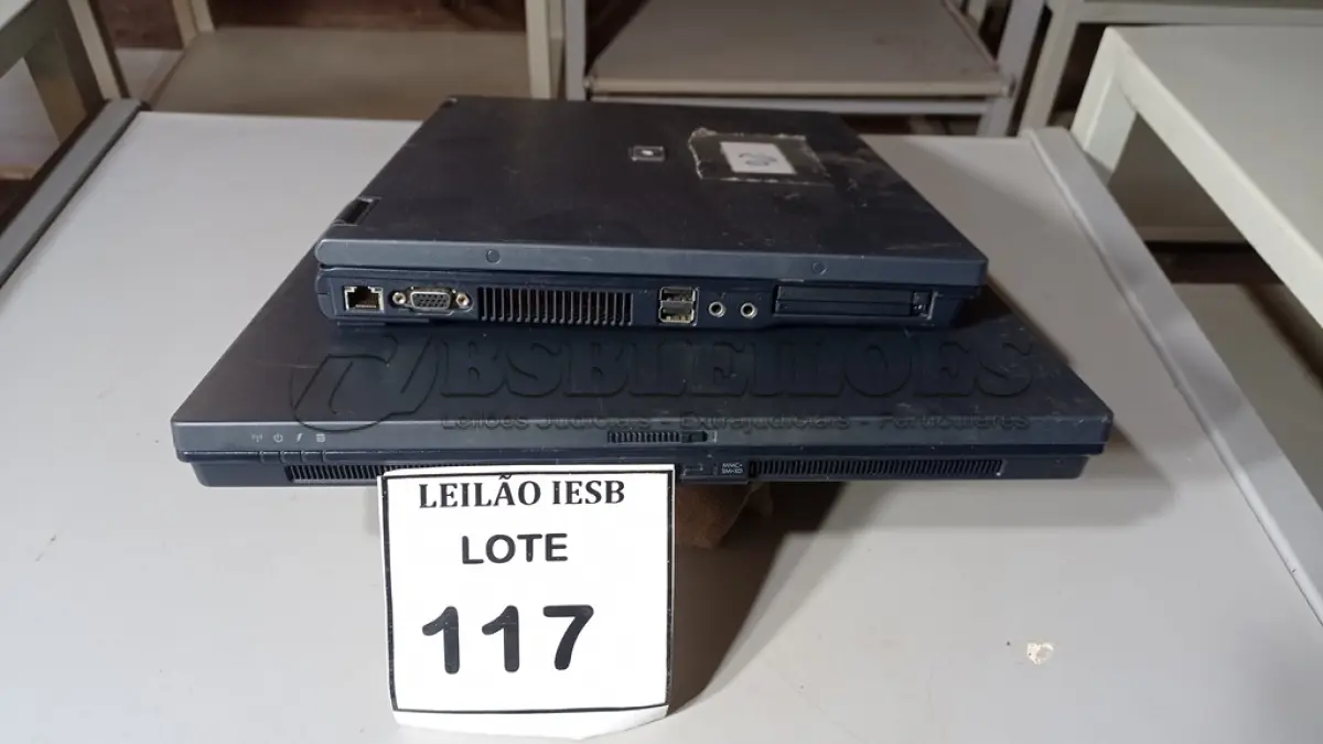 LOTE 117 - 02 NOTEBOOKS HP SEM FONTE. (NO ESTADO) ATENÇÃO! FAZER A VISITAÇÃO ANTES DE ARREMATAR, NÃO SABEMOS SE FUNCIONA, LEILÃO NÃO TEM GARANTIA E NEM DEVOLUÇÃO, SUJEITO A POSSÍVEIS AVARIAS VISÍVEIS/OCULTAS E/OU AUSÊNCIA DE COMPONENTES.