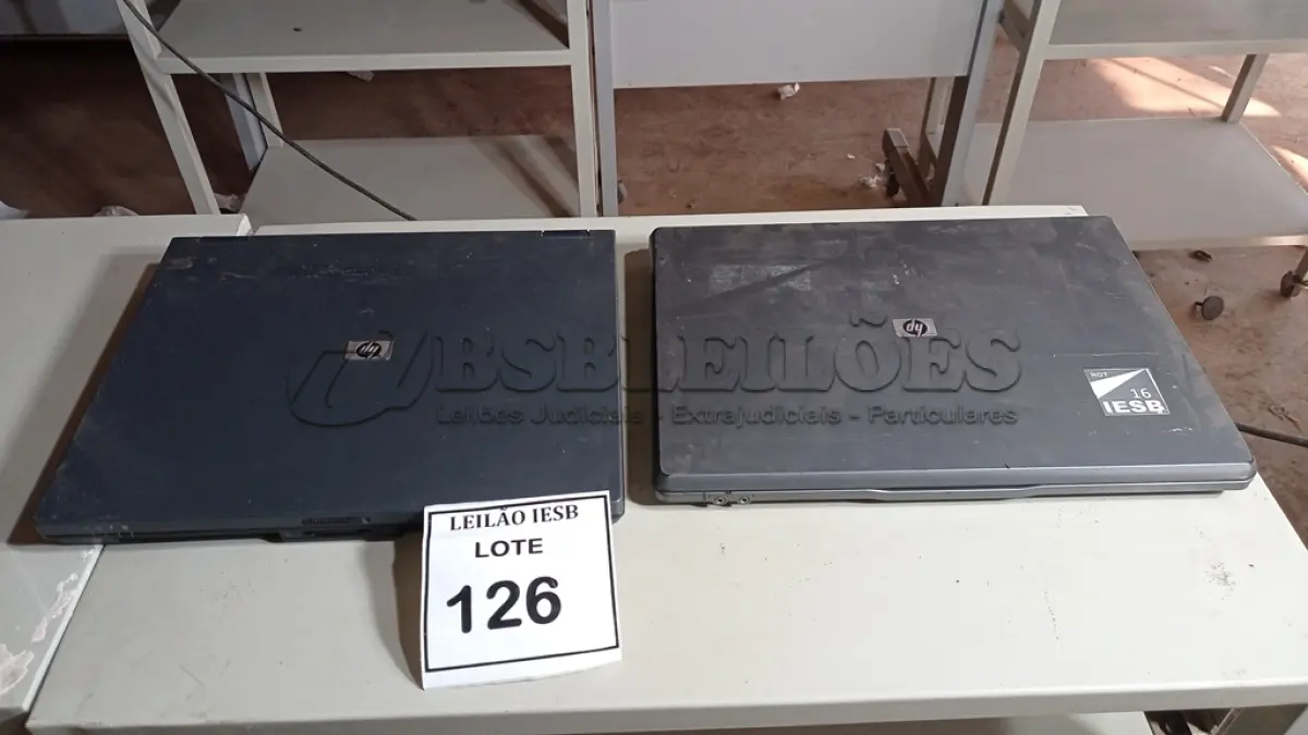 LOTE 126 - 02 NOTEBOOKS HP SEM FONTE. (NO ESTADO) ATENÇÃO! FAZER A VISITAÇÃO ANTES DE ARREMATAR, NÃO SABEMOS SE FUNCIONA, LEILÃO NÃO TEM GARANTIA E NEM DEVOLUÇÃO, SUJEITO A POSSÍVEIS AVARIAS VISÍVEIS/OCULTAS E/OU AUSÊNCIA DE COMPONENTES.
