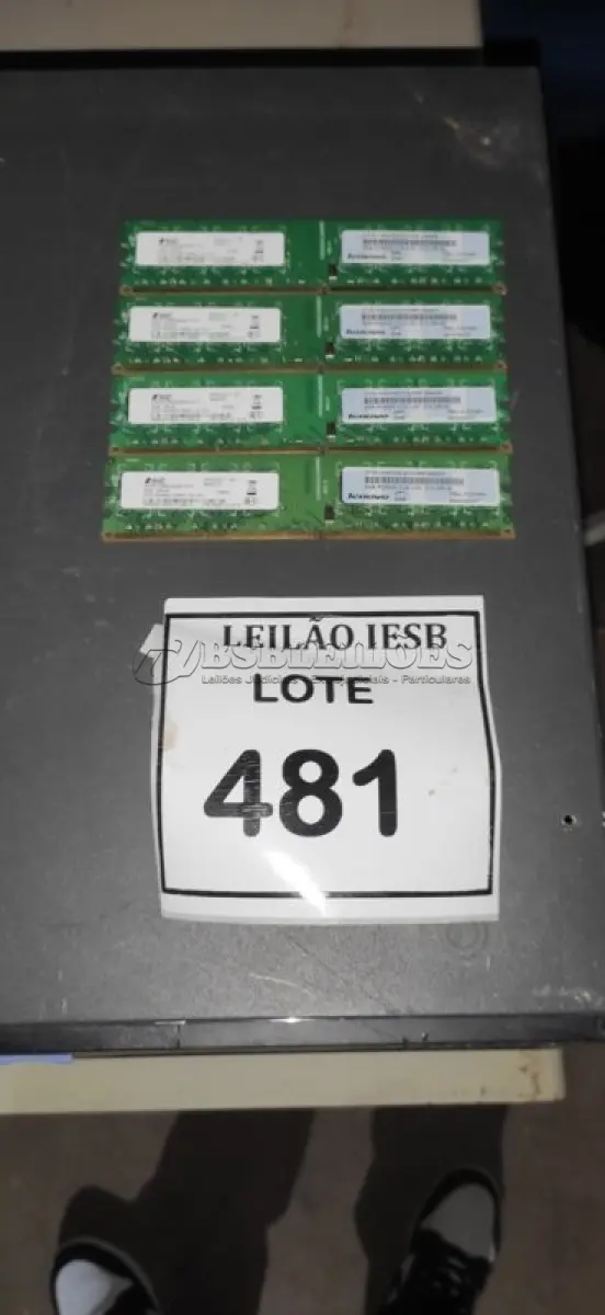 LOTE 481 - 02 CPUS LENOVO. (NO ESTADO) ATENÇÃO! FAZER A VISITAÇÃO ANTES DE ARREMATAR, NÃO SABEMOS SE FUNCIONA, LEILÃO NÃO TEM GARANTIA E NEM DEVOLUÇÃO, SUJEITO A POSSÍVEIS AVARIAS VISÍVEIS/OCULTAS E/OU AUSÊNCIA DE COMPONENTES.
