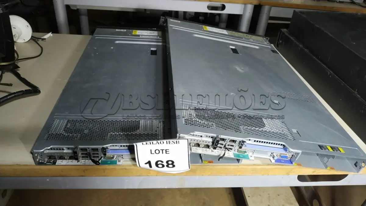 LOTE 168 - 02 SERVIDORES IBM SYSTEM X3550 M4. (NO ESTADO) ATENÇÃO! FAZER A VISITAÇÃO ANTES DE ARREMATAR, NÃO SABEMOS SE FUNCIONA, LEILÃO NÃO TEM GARANTIA E NEM DEVOLUÇÃO, SUJEITO A POSSÍVEIS AVARIAS VISÍVEIS/OCULTAS E/OU AUSÊNCIA DE COMPONENTES.