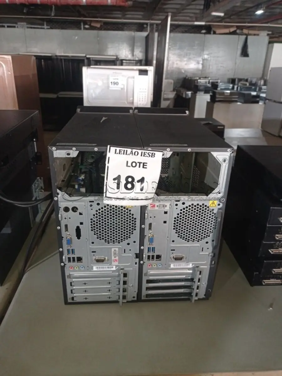 LOTE 181 - 02 CPUS LENOVO. (NO ESTADO) ATENÇÃO! FAZER A VISITAÇÃO ANTES DE ARREMATAR, NÃO SABEMOS SE FUNCIONA, LEILÃO NÃO TEM GARANTIA E NEM DEVOLUÇÃO, SUJEITO A POSSÍVEIS AVARIAS VISÍVEIS/OCULTAS E/OU AUSÊNCIA DE COMPONENTES.