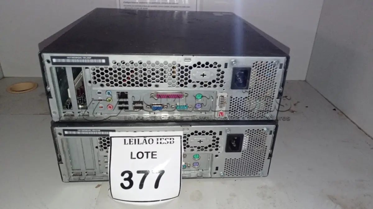 LOTE 377 - 02 CPUS LENOVO. (NO ESTADO) ATENÇÃO! FAZER A VISITAÇÃO ANTES DE ARREMATAR, NÃO SABEMOS SE FUNCIONA, LEILÃO NÃO TEM GARANTIA E NEM DEVOLUÇÃO, SUJEITO A POSSÍVEIS AVARIAS VISÍVEIS/OCULTAS E/OU AUSÊNCIA DE COMPONENTES.