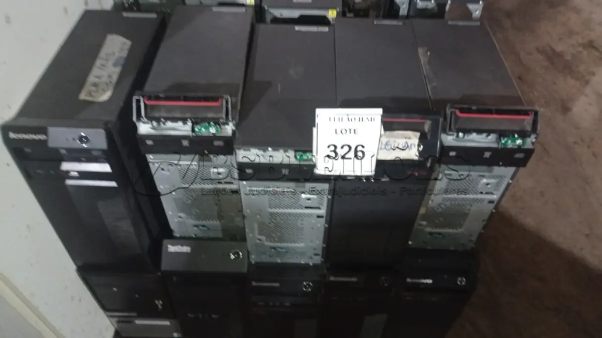 LOTE 326 - 10 CPUS PARA RETIRADAS DE PEÇAS. (NO ESTADO) ATENÇÃO! FAZER A VISITAÇÃO ANTES DE ARREMATAR, NÃO SABEMOS SE FUNCIONA, LEILÃO NÃO TEM GARANTIA E NEM DEVOLUÇÃO, SUJEITO A POSSÍVEIS AVARIAS VISÍVEIS/OCULTAS E/OU AUSÊNCIA DE COMPONENTES.