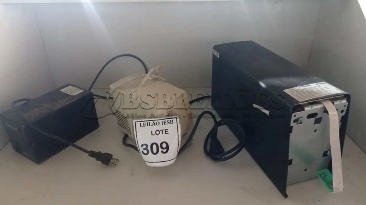 LOTE 309 - 03 ESTABILIZADORES DIVERSOS. (NO ESTADO) ATENÇÃO! FAZER A VISITAÇÃO ANTES DE ARREMATAR, NÃO SABEMOS SE FUNCIONA, LEILÃO NÃO TEM GARANTIA E NEM DEVOLUÇÃO, SUJEITO A POSSÍVEIS AVARIAS VISÍVEIS/OCULTAS E/OU AUSÊNCIA DE COMPONENTES.