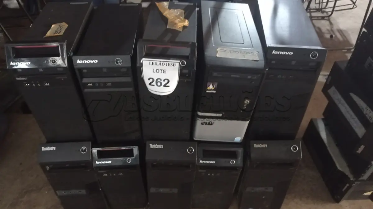 LOTE 262 - 10 CPUS MODELOS DIVERSOS PARA RETIRADA DE PEÇAS. (NO ESTADO) ATENÇÃO! FAZER A VISITAÇÃO ANTES DE ARREMATAR, NÃO SABEMOS SE FUNCIONA, LEILÃO NÃO TEM GARANTIA E NEM DEVOLUÇÃO, SUJEITO A POSSÍVEIS AVARIAS VISÍVEIS/OCULTAS E/OU AUSÊNCIA DE COMPONENTES.
