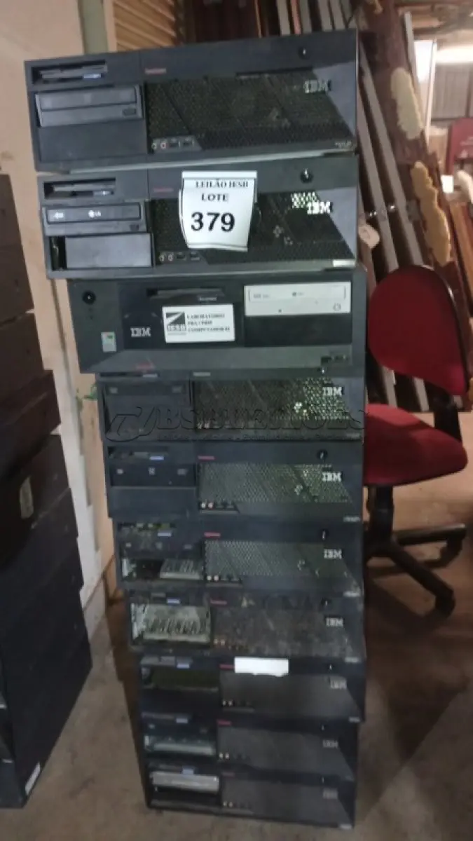 LOTE 379 - 10 CPUS IBM PARA RETIRADAS DE PEÇAS. (NO ESTADO) ATENÇÃO! FAZER A VISITAÇÃO ANTES DE ARREMATAR, NÃO SABEMOS SE FUNCIONA, LEILÃO NÃO TEM GARANTIA E NEM DEVOLUÇÃO, SUJEITO A POSSÍVEIS AVARIAS VISÍVEIS/OCULTAS E/OU AUSÊNCIA DE COMPONENTES.