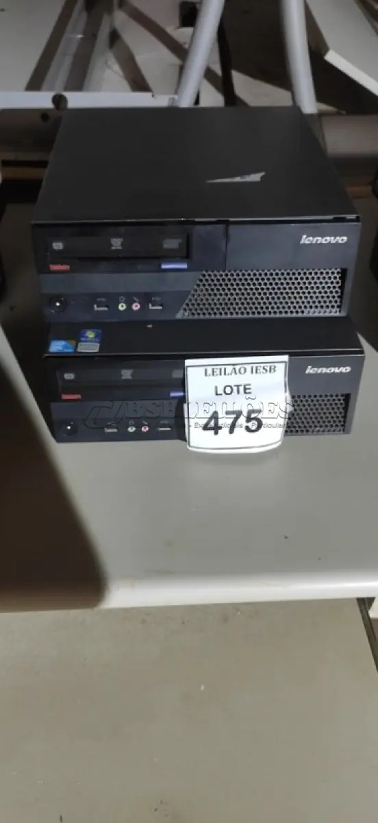 LOTE 475 - 02 CPUS LENOVO. (NO ESTADO) ATENÇÃO! FAZER A VISITAÇÃO ANTES DE ARREMATAR, NÃO SABEMOS SE FUNCIONA, LEILÃO NÃO TEM GARANTIA E NEM DEVOLUÇÃO, SUJEITO A POSSÍVEIS AVARIAS VISÍVEIS/OCULTAS E/OU AUSÊNCIA DE COMPONENTES.