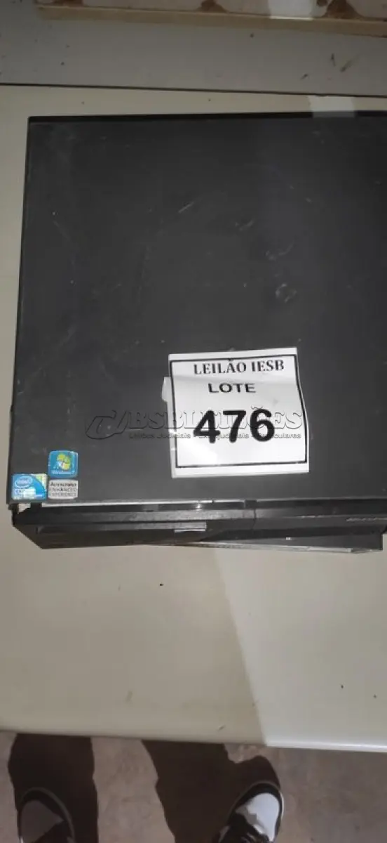 LOTE 476 - 02 CPUS LENOVO. (NO ESTADO) ATENÇÃO! FAZER A VISITAÇÃO ANTES DE ARREMATAR, NÃO SABEMOS SE FUNCIONA, LEILÃO NÃO TEM GARANTIA E NEM DEVOLUÇÃO, SUJEITO A POSSÍVEIS AVARIAS VISÍVEIS/OCULTAS E/OU AUSÊNCIA DE COMPONENTES.