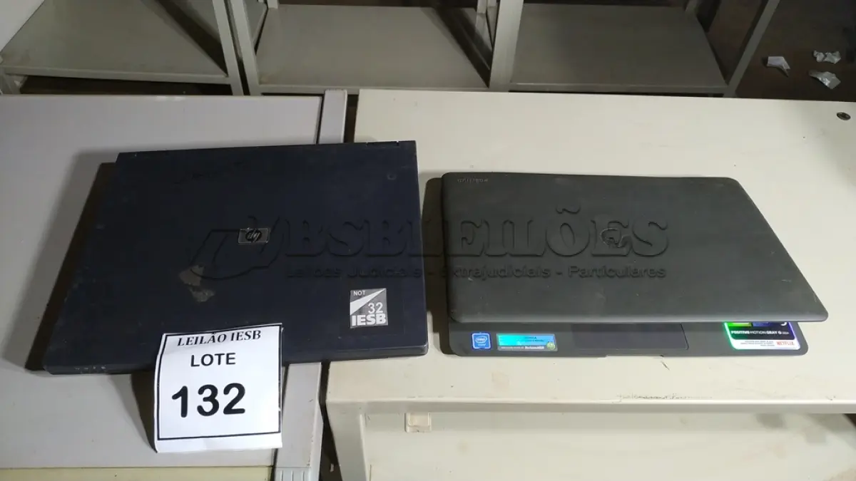 LOTE 132 - 01 NOTEBOOK HP E 01 NOTEBOOK POSITIVO SEM FONTE. (NO ESTADO) ATENÇÃO! FAZER A VISITAÇÃO ANTES DE ARREMATAR, NÃO SABEMOS SE FUNCIONA, LEILÃO NÃO TEM GARANTIA E NEM DEVOLUÇÃO, SUJEITO A POSSÍVEIS AVARIAS VISÍVEIS/OCULTAS E/OU AUSÊNCIA DE COMPONENTES.