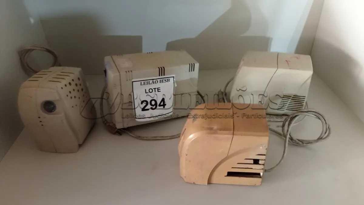 LOTE 294 - 04 ESTABILIZADORES DIVERSOS. (NO ESTADO) ATENÇÃO! FAZER A VISITAÇÃO ANTES DE ARREMATAR, NÃO SABEMOS SE FUNCIONA, LEILÃO NÃO TEM GARANTIA E NEM DEVOLUÇÃO, SUJEITO A POSSÍVEIS AVARIAS VISÍVEIS/OCULTAS E/OU AUSÊNCIA DE COMPONENTES.
