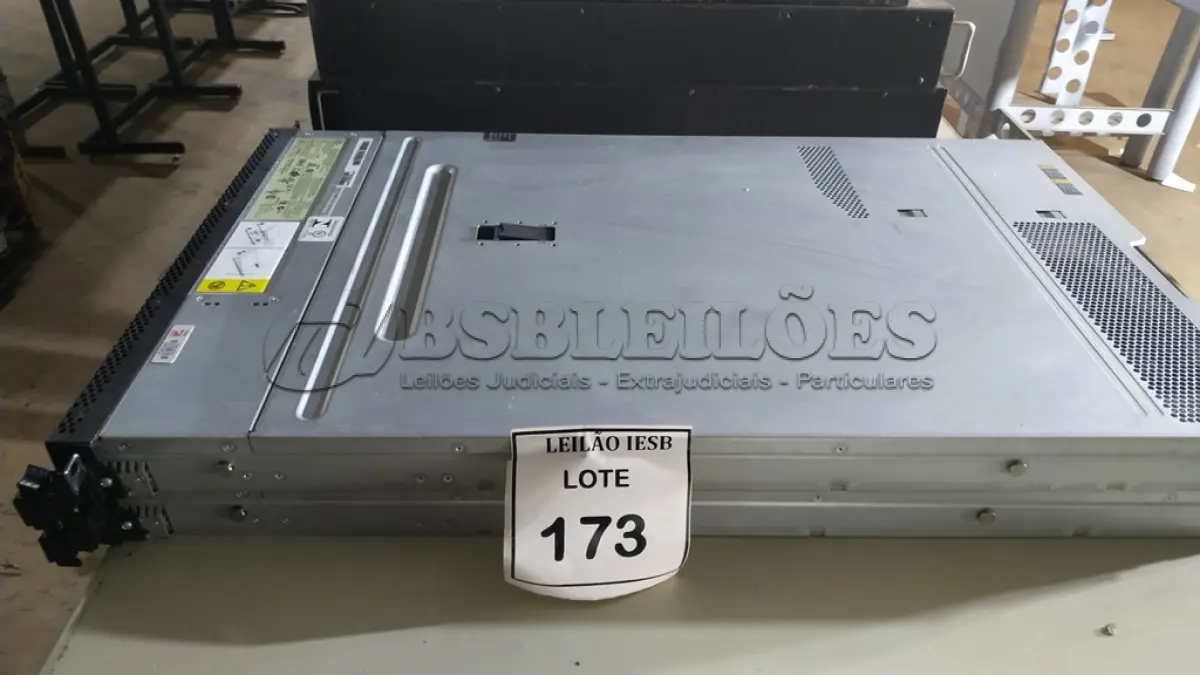 LOTE 173 - 02 SERVIDORES IBM SYSTEM X3550 M4 (NO ESTADO) ATENÇÃO! FAZER A VISITAÇÃO ANTES DE ARREMATAR, NÃO SABEMOS SE FUNCIONA, LEILÃO NÃO TEM GARANTIA E NEM DEVOLUÇÃO, SUJEITO A POSSÍVEIS AVARIAS VISÍVEIS/OCULTAS E/OU AUSÊNCIA DE COMPONENTES.