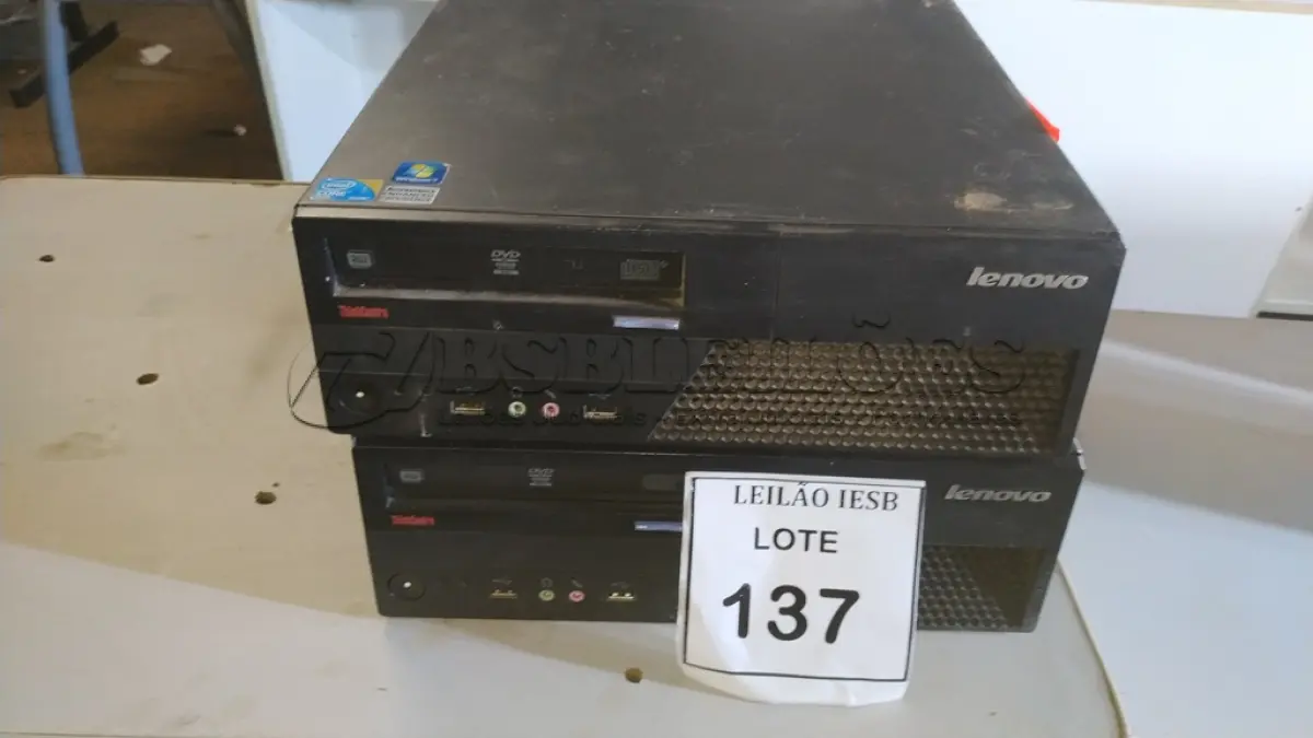 LOTE 137 - 02 CPUS LENOVO. (NO ESTADO) ATENÇÃO! FAZER A VISITAÇÃO ANTES DE ARREMATAR, NÃO SABEMOS SE FUNCIONA, LEILÃO NÃO TEM GARANTIA E NEM DEVOLUÇÃO, SUJEITO A POSSÍVEIS AVARIAS VISÍVEIS/OCULTAS E/OU AUSÊNCIA DE COMPONENTES.