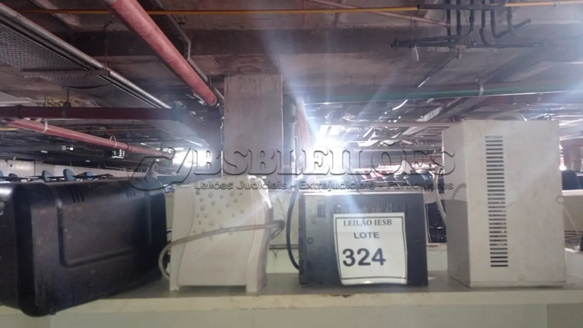 LOTE 324 - 04 ESTABILIZADORES DIVERSOS. (NO ESTADO) ATENÇÃO! FAZER A VISITAÇÃO ANTES DE ARREMATAR, NÃO SABEMOS SE FUNCIONA, LEILÃO NÃO TEM GARANTIA E NEM DEVOLUÇÃO, SUJEITO A POSSÍVEIS AVARIAS VISÍVEIS/OCULTAS E/OU AUSÊNCIA DE COMPONENTES.
