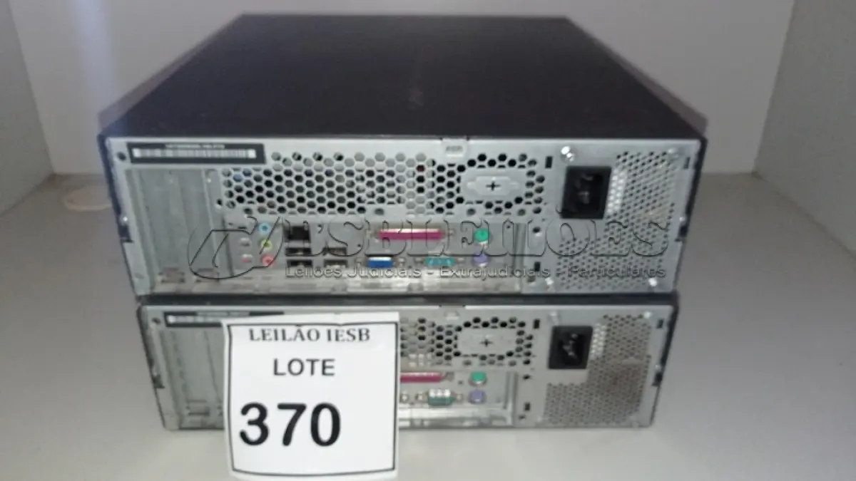 LOTE 370 - 02 CPUS LENOVO. (NO ESTADO) ATENÇÃO! FAZER A VISITAÇÃO ANTES DE ARREMATAR, NÃO SABEMOS SE FUNCIONA, LEILÃO NÃO TEM GARANTIA E NEM DEVOLUÇÃO, SUJEITO A POSSÍVEIS AVARIAS VISÍVEIS/OCULTAS E/OU AUSÊNCIA DE COMPONENTES.